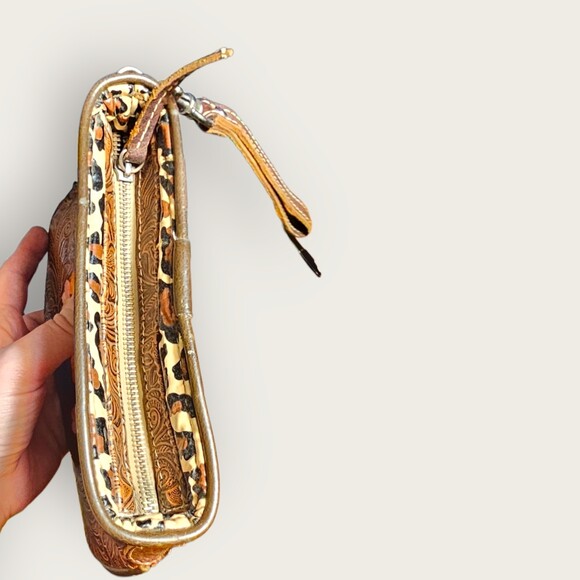 Consuela Wristlet - Picture 4 of 4